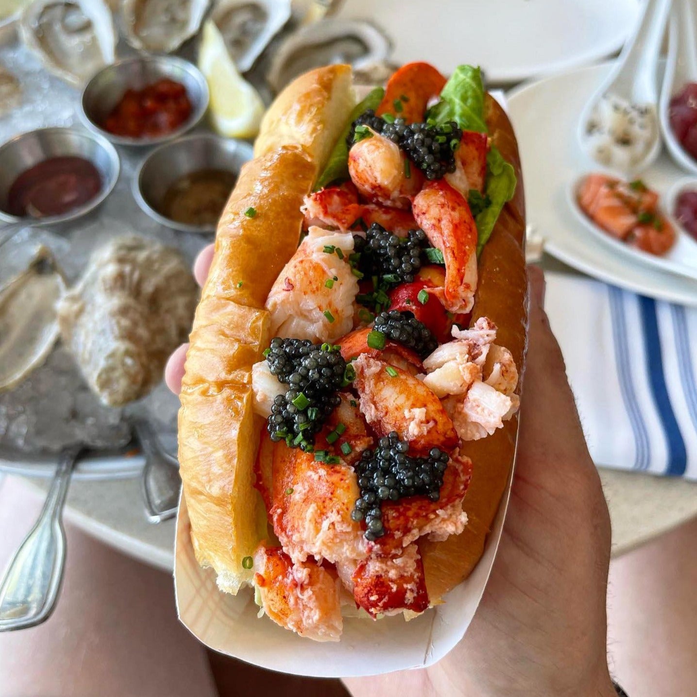 Maine Lobster Roll & American Caviar Kit